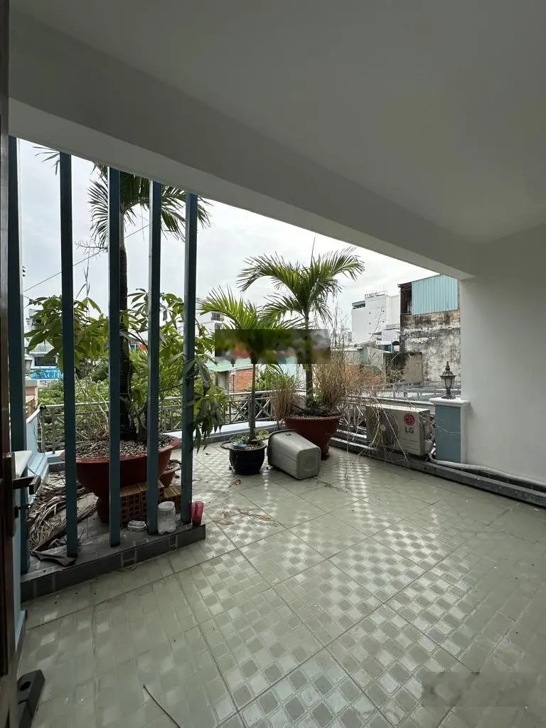 Gần chợ Bà Chiểu 1 sẹc HXH gần MT 92m2 3 tầng - chỉ 13,x tỷ