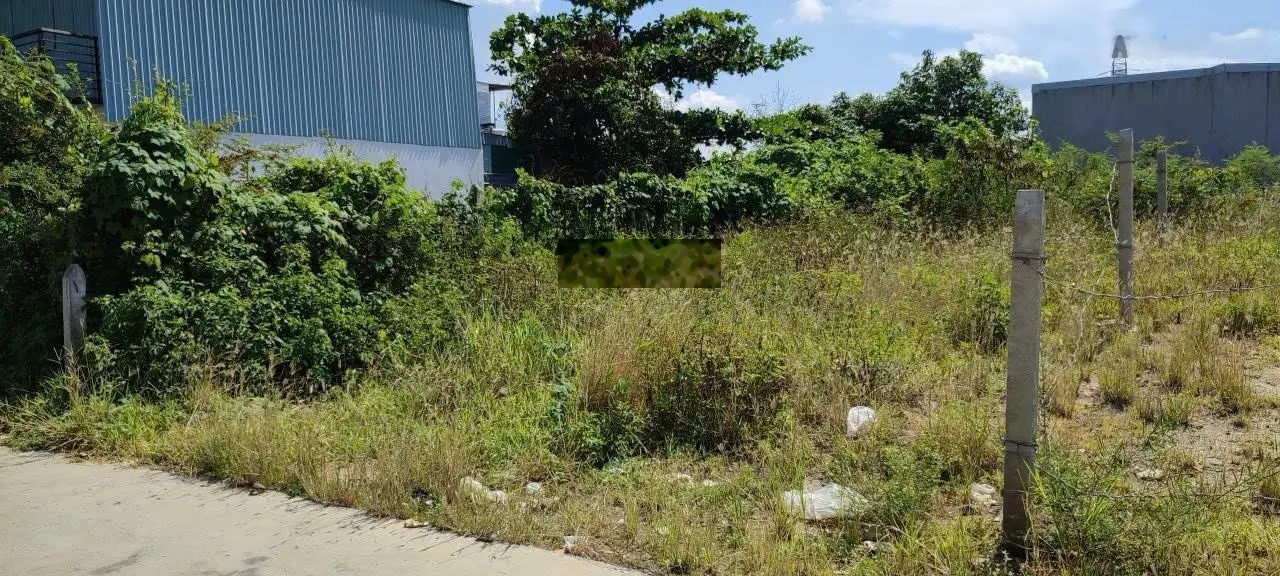 Hạ giá 1tỷ9 xuống còn 1tỷ750bao sang tên. Lô đất đẹp gần trục đường D30, phù hợp đầu tư