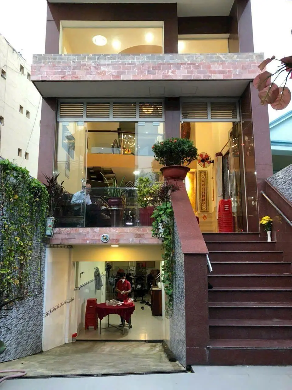 Bán Nhà Mặt Phố Phường Linh Tây, 13 tỷ, 95m2, giá ưu đãi