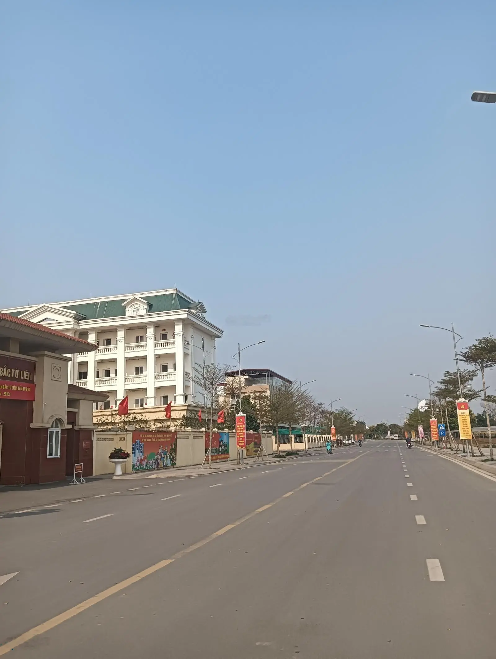 Bán nhà cực đẹp lô góc, trung trung tâm Bắc Từ Liêm - hàng xóm khu liền kề Avenue Garden Tây Tựu