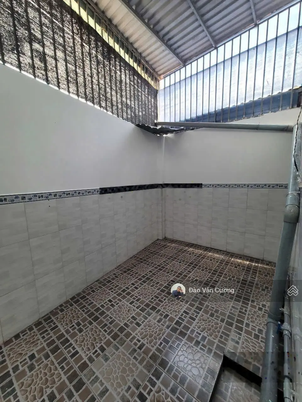 Bán nhà đường Hai Bà Trưng 4p ngủ diện tích 96m2 giá 4ty 350tr. Gần sân vận động đông hoà dĩ an