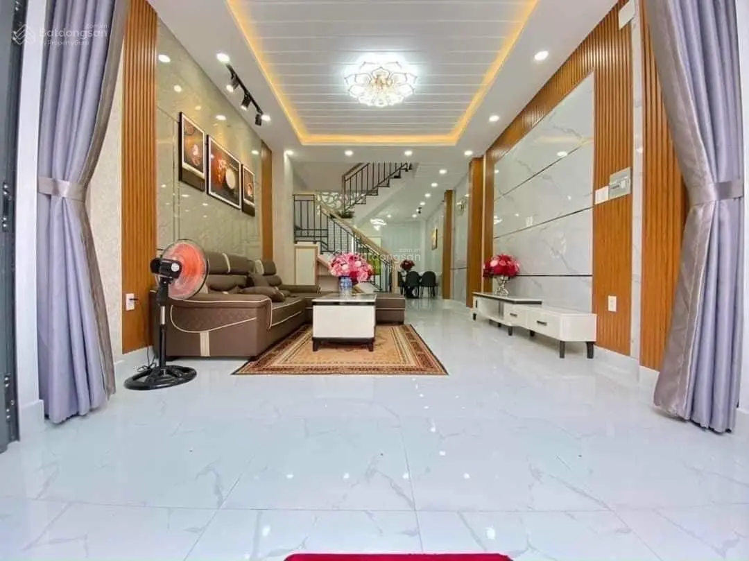 Cần tiền bán gấp nhà Nguyễn Văn Đậu, Bình Thạnh, 44m2. Gần trường học, chợ. 0902 323 *** - Tâm