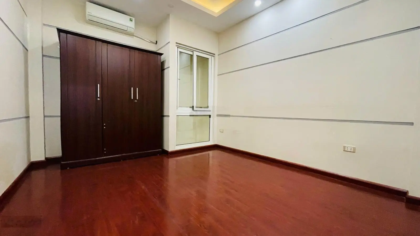 Bán nhà Cầu Giấy mặt ngõ ô tô - vỉa hè - spa - kinh doanh sầm uất - 46m2 - 5tầng - 13.1 tỷ