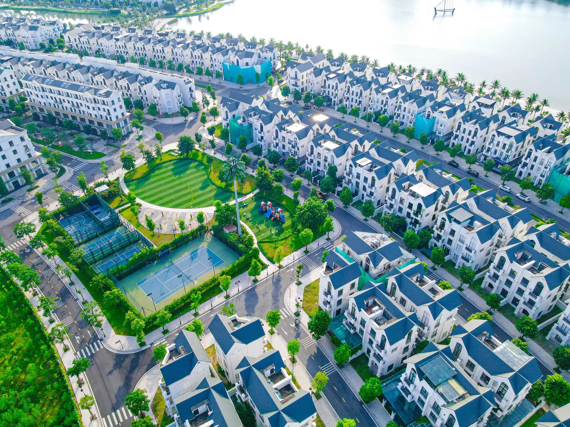 Chính chủ cần bán liền kề HA02 được kinh doanh, mặt tiền 10m rộng nhất dãy