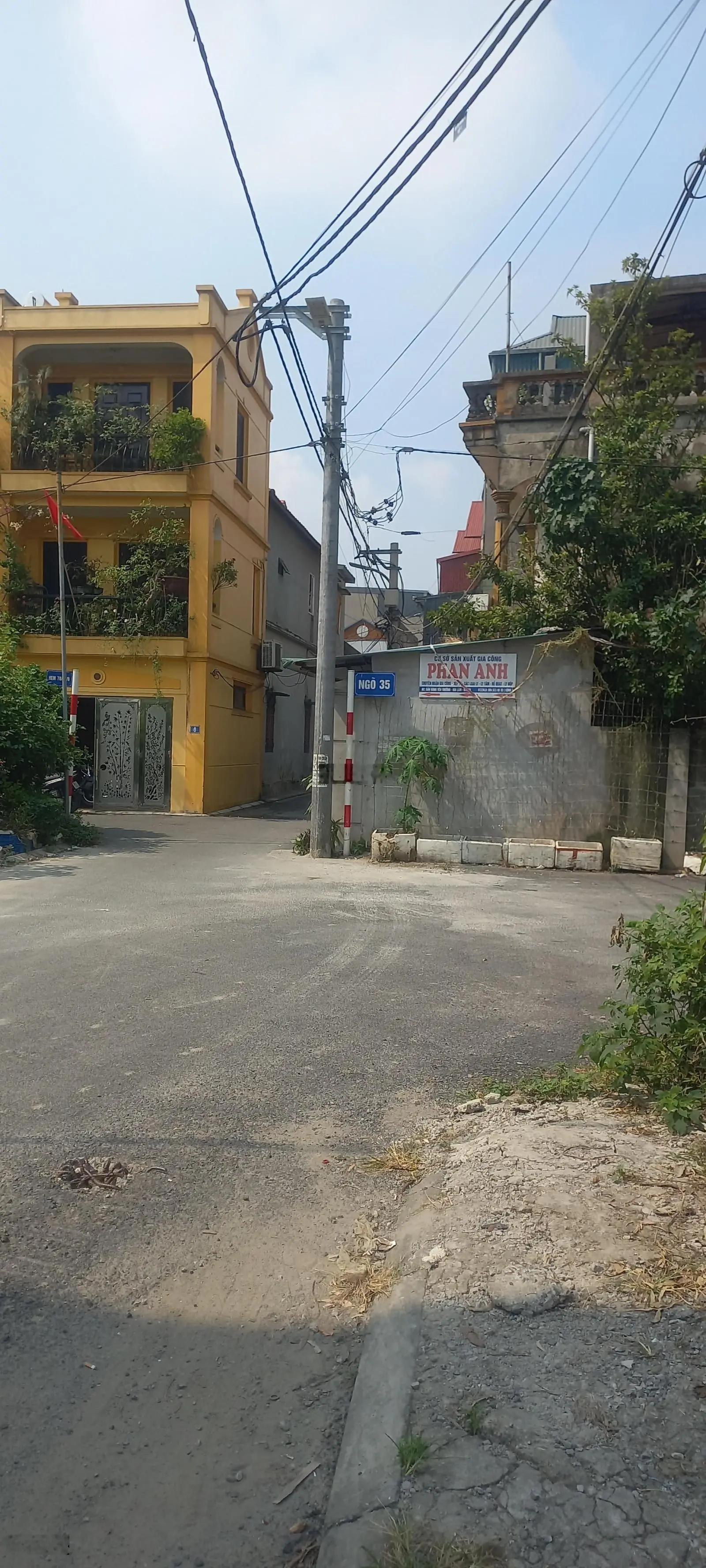 Đất Lý Sơn 49m2, ô tô tránh, view công viên thoáng mát, 6.4 tỷ 0976 285 ***