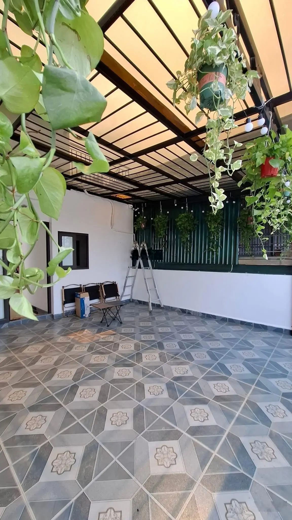 Nhà mặt phố Trung Văn, Quận Nam Từ Liêm - 63m2 x 7T, MT 5m, giá 26,8 tỷ, vỉa hè rộng, KD tốt