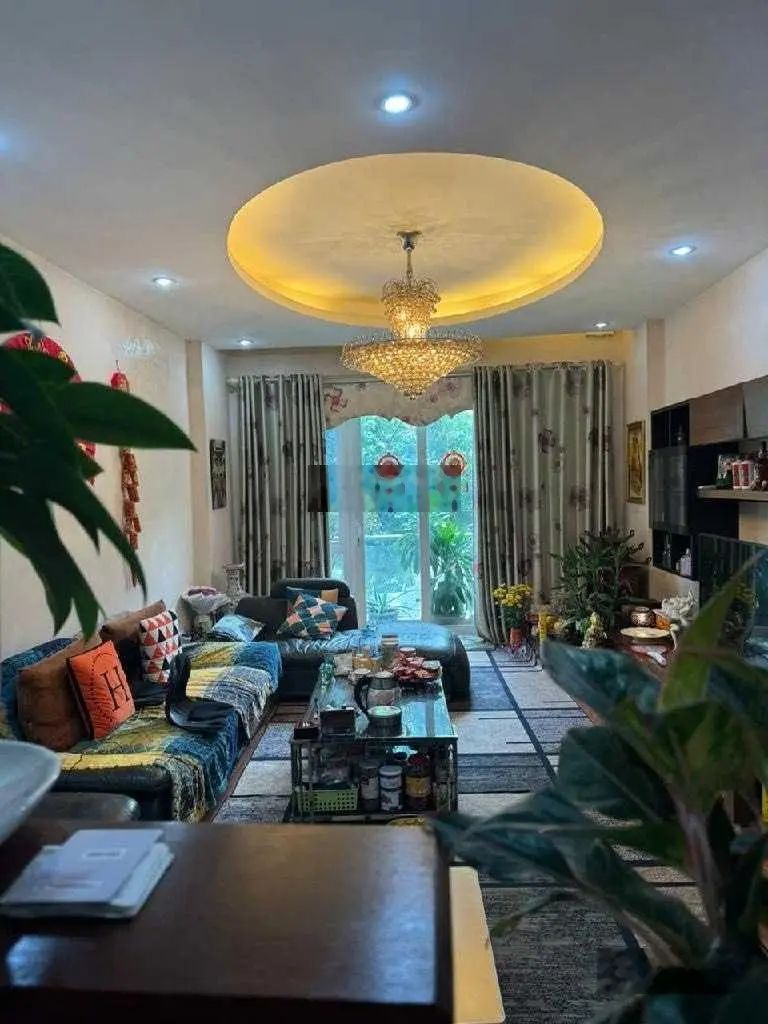 Bán nhà mặt phố Mỗ Lao - vỉa hè 8m - kinh doanh mọi loại hình - nở hậu - 60m2 x 5 tầng - giảm 1 tỷ
