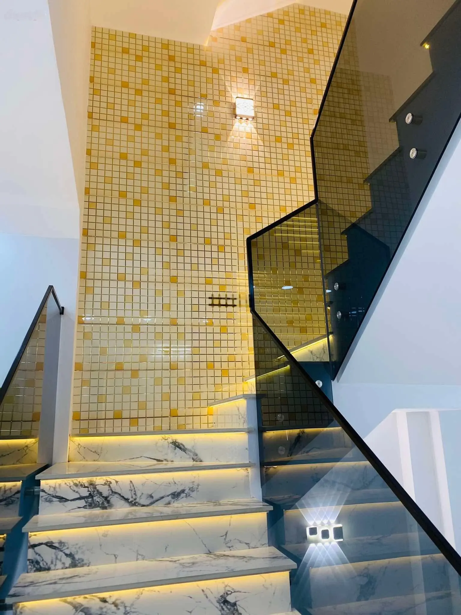 Bán nhà riêng HXH né nhau 4PN, 4WC, 60m2 tại Dương Cát Lợi, Nhà Bè, 7,2 tỷ giá tốt