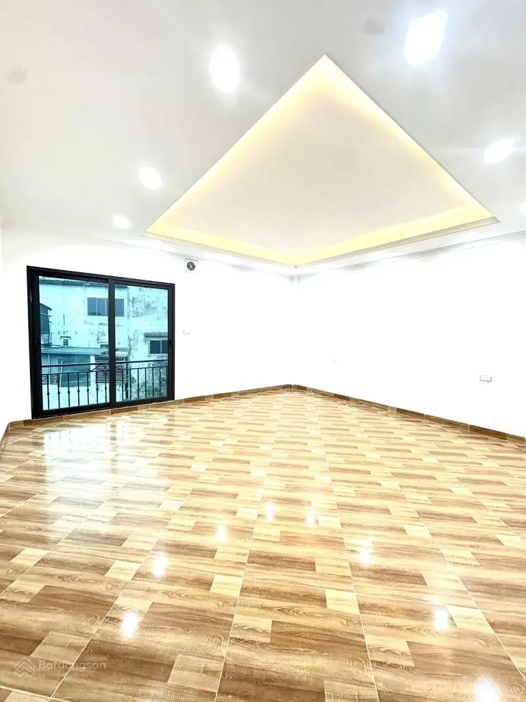 Ngũ hiệp_ thanh trì, cực kì hiếm, giá tốt nhất. diện tích rộng, có sân trẻ vui đùa: 70m* 4 tầng.