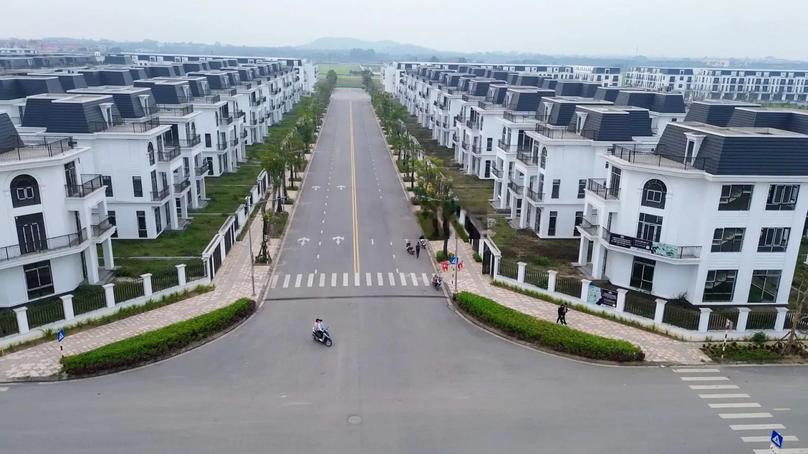 Bán gấp! Liền kề NV-06 mặt đường 24m tại HUD Me Linh Central, 6m mặt tiền, giá tốt vào tiền tiến độ
