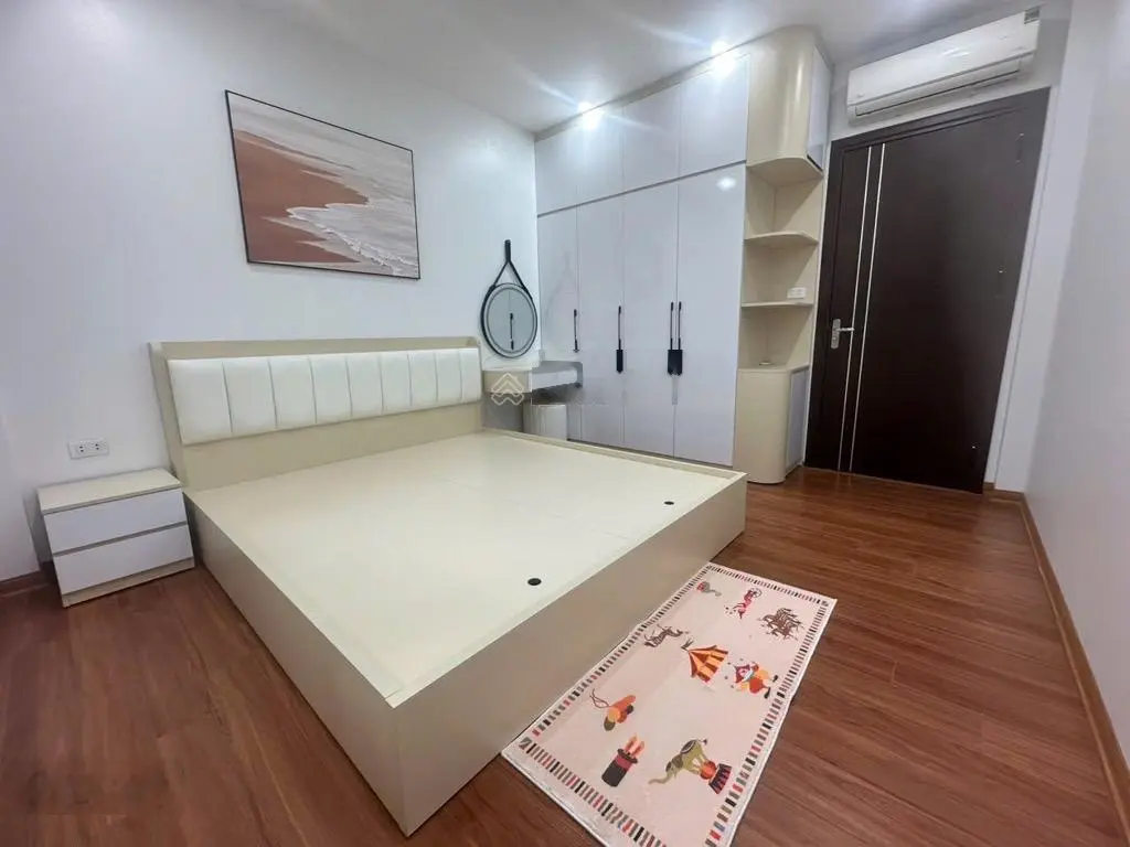 Bán nhà ngõ 462 ngọc thụy phân lô ô tô vào nhà nhà đẹp 4 tầng khu dân trí cao an sinh tuyệt vời