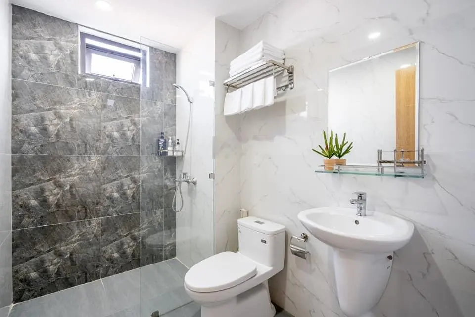 Bán tòa căn hộ cao cấp dòng tiền khủng có hồ bơi view ngắm trọn thành phố Đà Nẵng, giá chỉ 2x tỷ