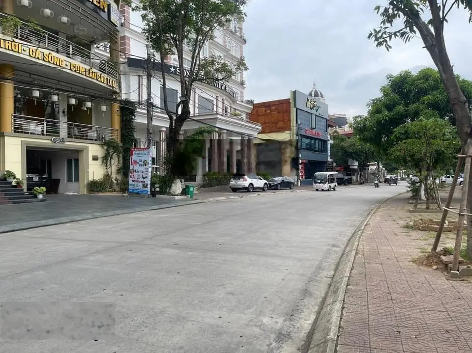 Nhà bán chính chủ - mặt đường Duyên Hải - TP Lào Cai 192 đường Duyên Hải - P - Duyên Hải