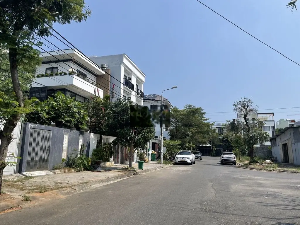 Cần bán lô đất biệt thự hướng đông nam đường Nước Mặn 1 giá đầu tư