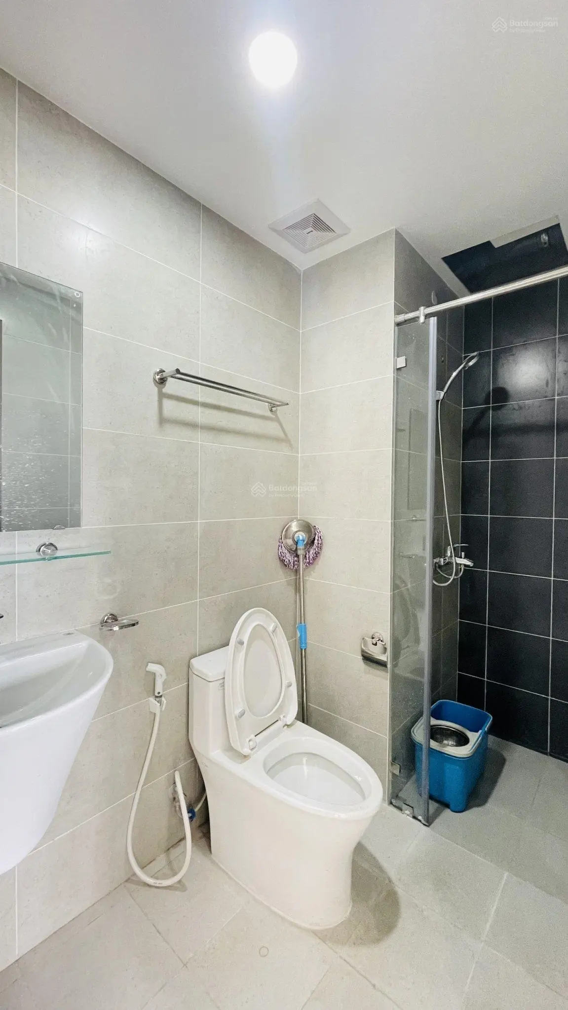 NGỘP BANK!Cần bán gấp căn hộ Bcons Garden 2PN+2WC 57m chỉ 1.42 tỷ trả trước 350 triệu có nhà ở ngay