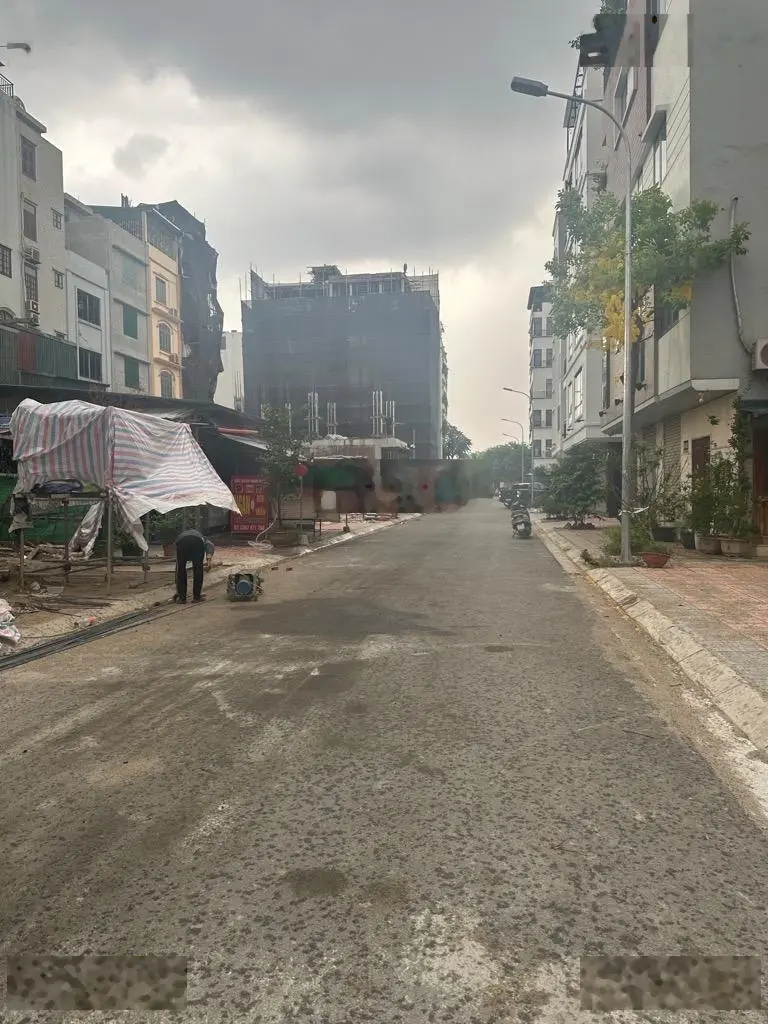 Hot nhất Ngọc Thụy - Long Biên - 30m ra hồ, tiện ích bạt ngàn, đường rộng thênh thang