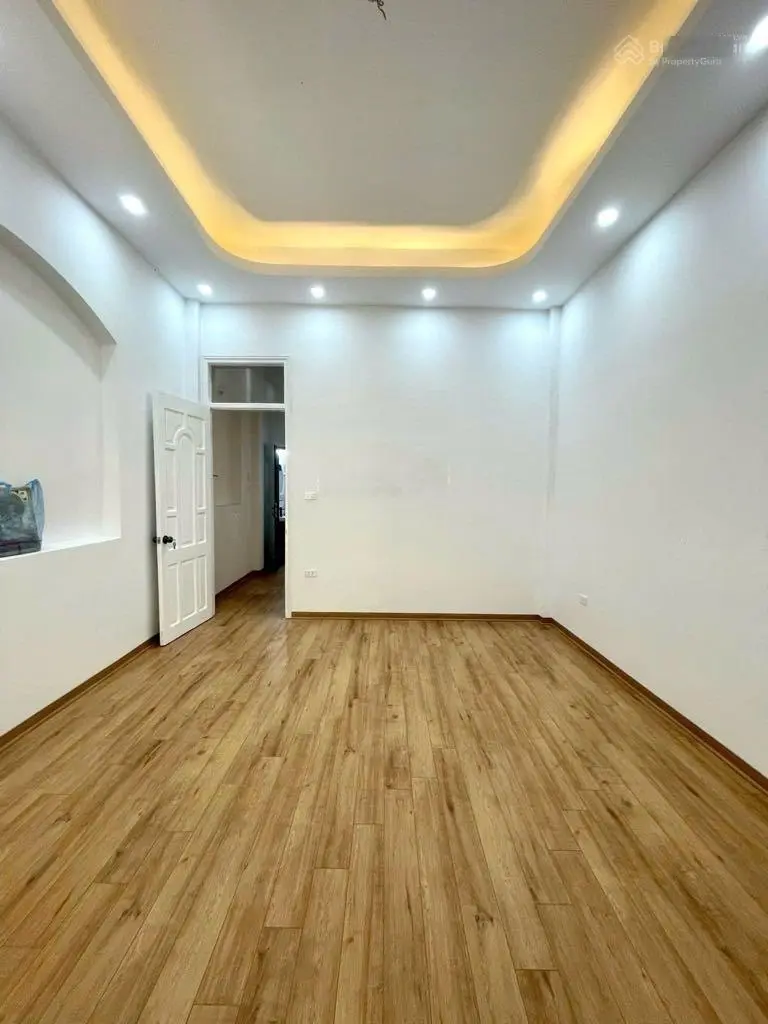 Bán nhà phân lô Khâm Thiên, oto tránh, vỉa hè, bãi xe, DT 56m2 x 5 tầng, MT 4 m giá 21 tỷTL