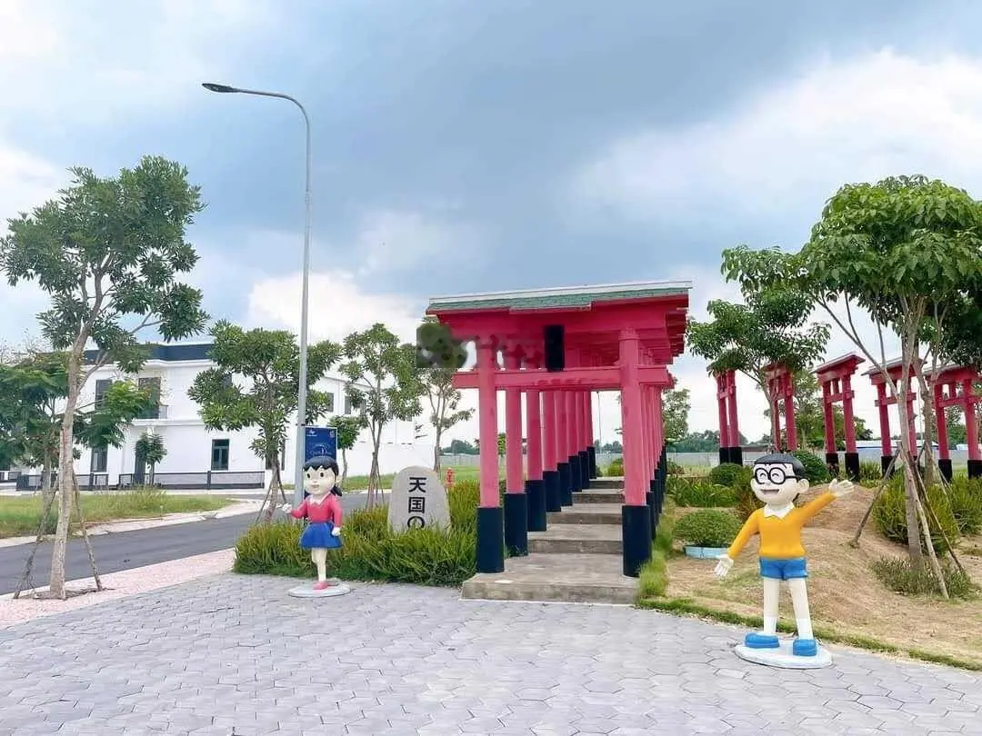 Chính chủ kẹt tiền bán gấp lô đất dự án Young Town 85m2 - SHR - Đức Hòa - Long An