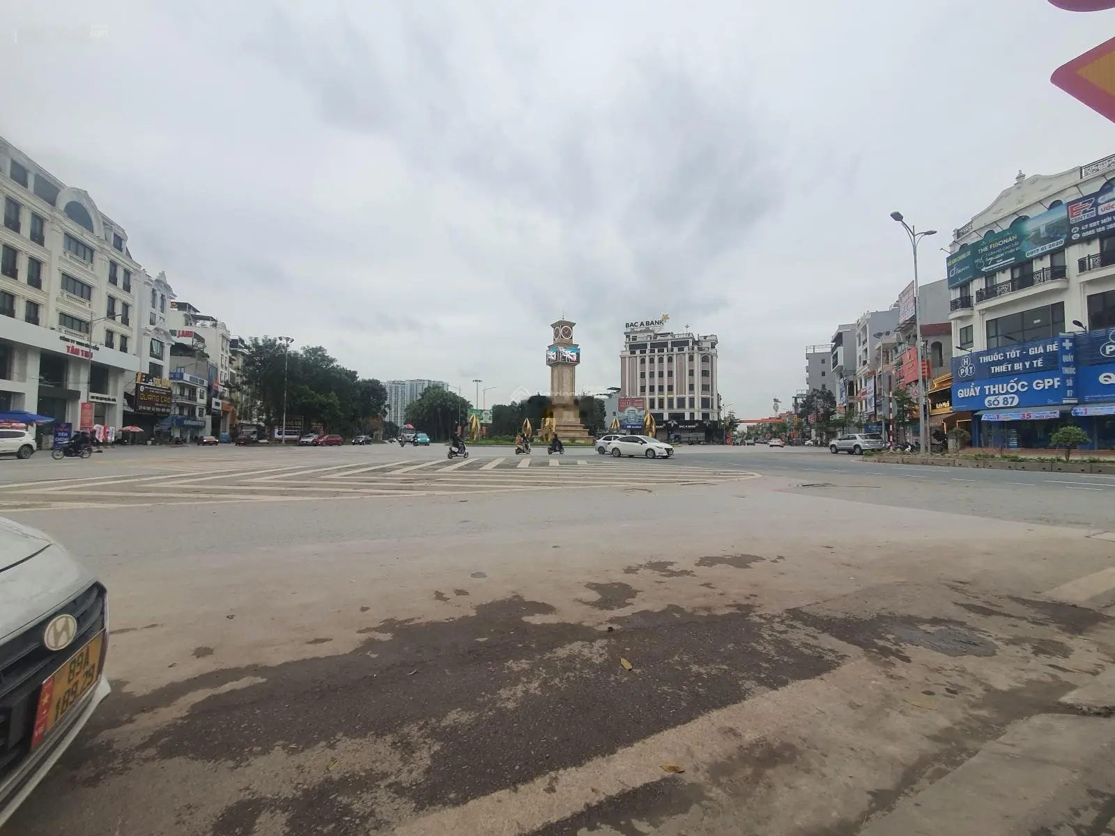 E là số 1 tại Văn Giang (Hưng Yên) - hơn 20tr/m2 - tặng nhà c4 ở ngay - vuông vắn - ko lỗi