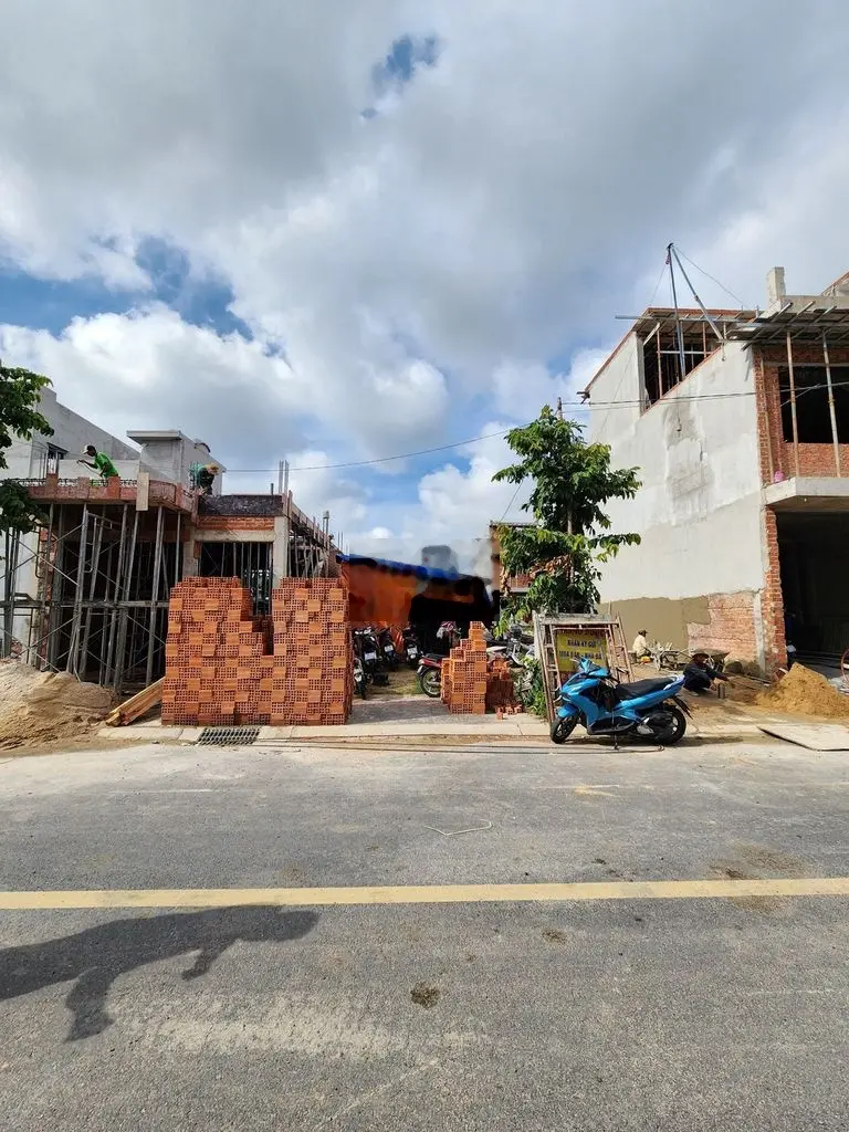 __HIẾM__5x12__Đất đường thông__Xây tự do__Khu TĐC Đông Hòa C__kế QL1K