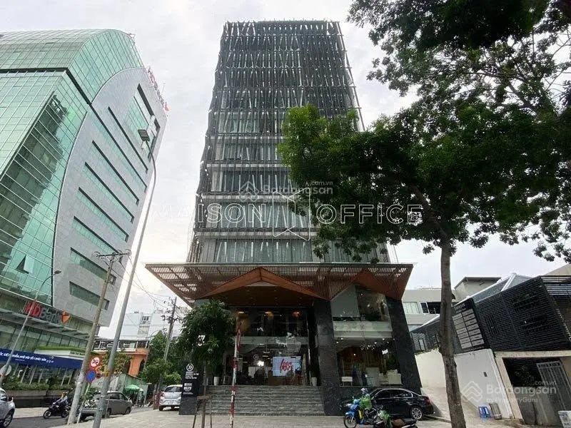 Cần bán gấp nhà MT Kỳ Đồng, Bà Huyện Thanh Quan, Q3. DT: 18x35m, giá bán 280 tỷ