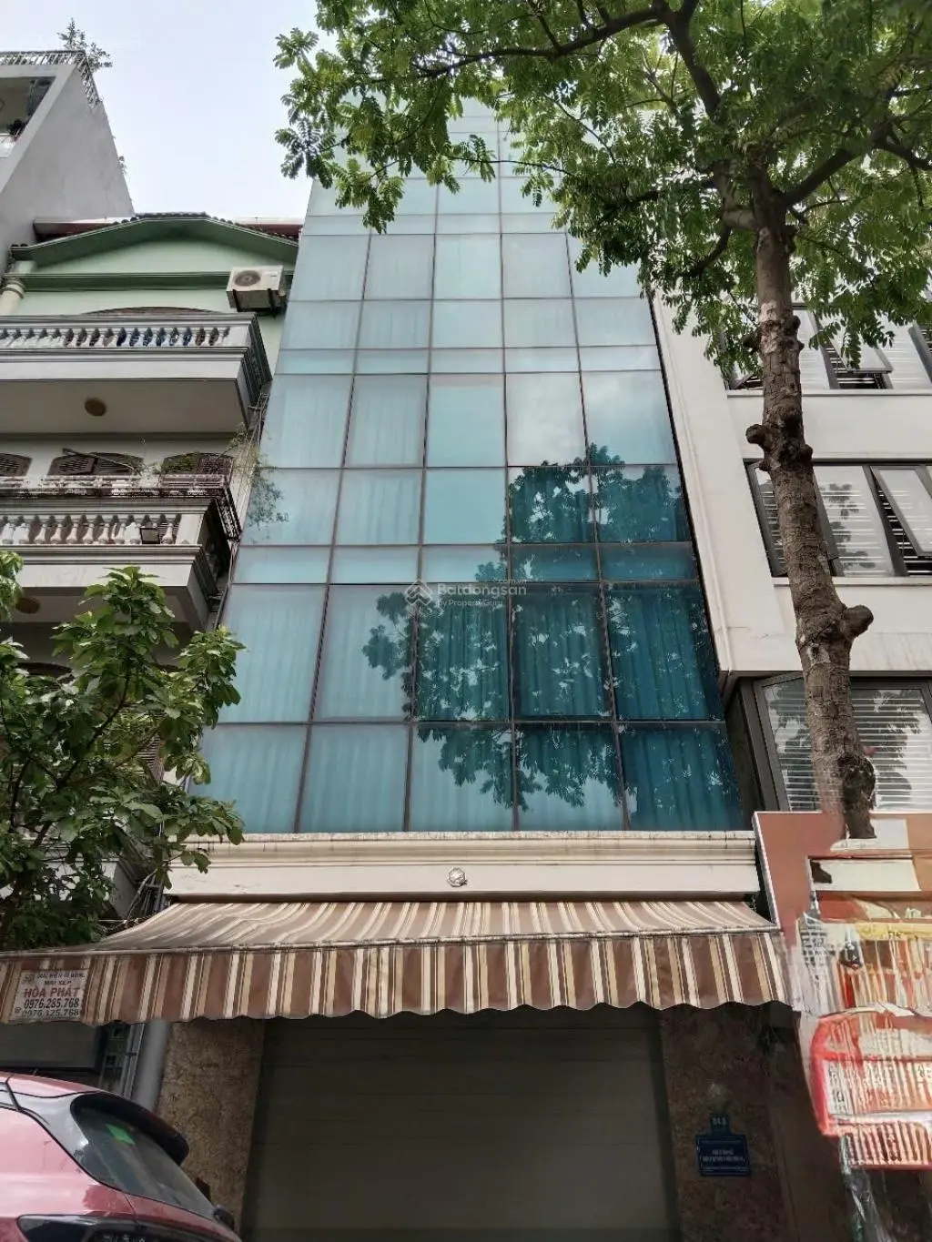 Bán nhà phố hoàng cầu - toà 6 tầng, thang máy, sang trọng, hiện đại, đẳng cấp.