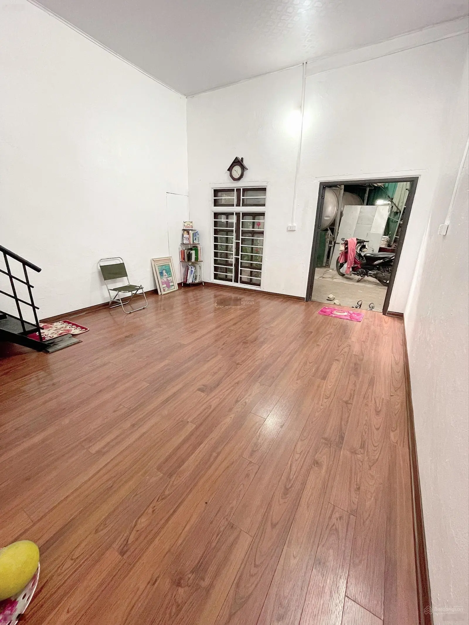 900tr , Nguyễn Văn Giáp , 70m2 , 3 ngủ , trước nhà 3m , cực hiếm . ĐT : 0985 387 ***