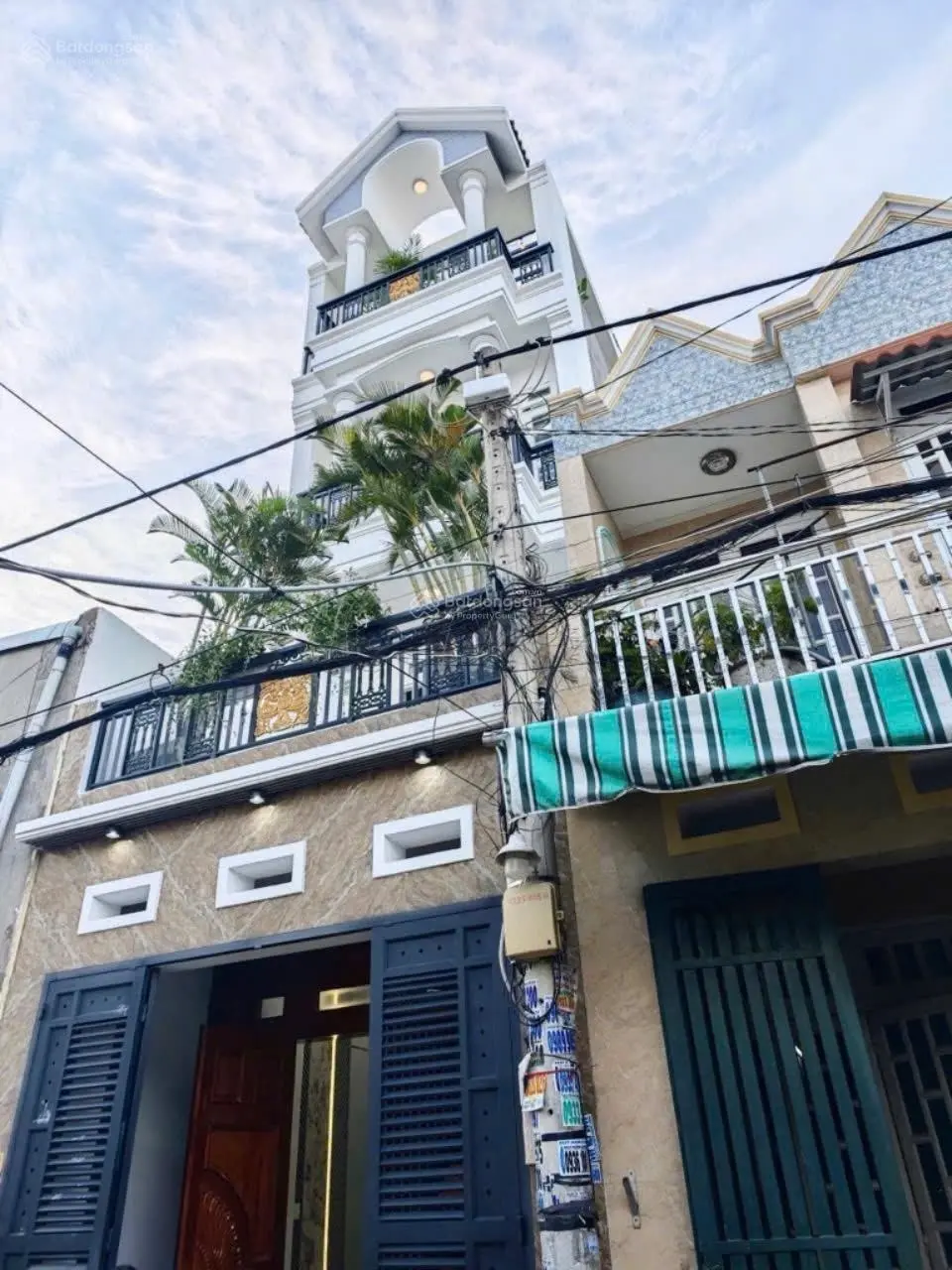 Siêu phẩm hẻm xe hơi thông hàng xóm với hiệp thành city - 4 tầng - full nội thất - chỉ 5.55tỷ