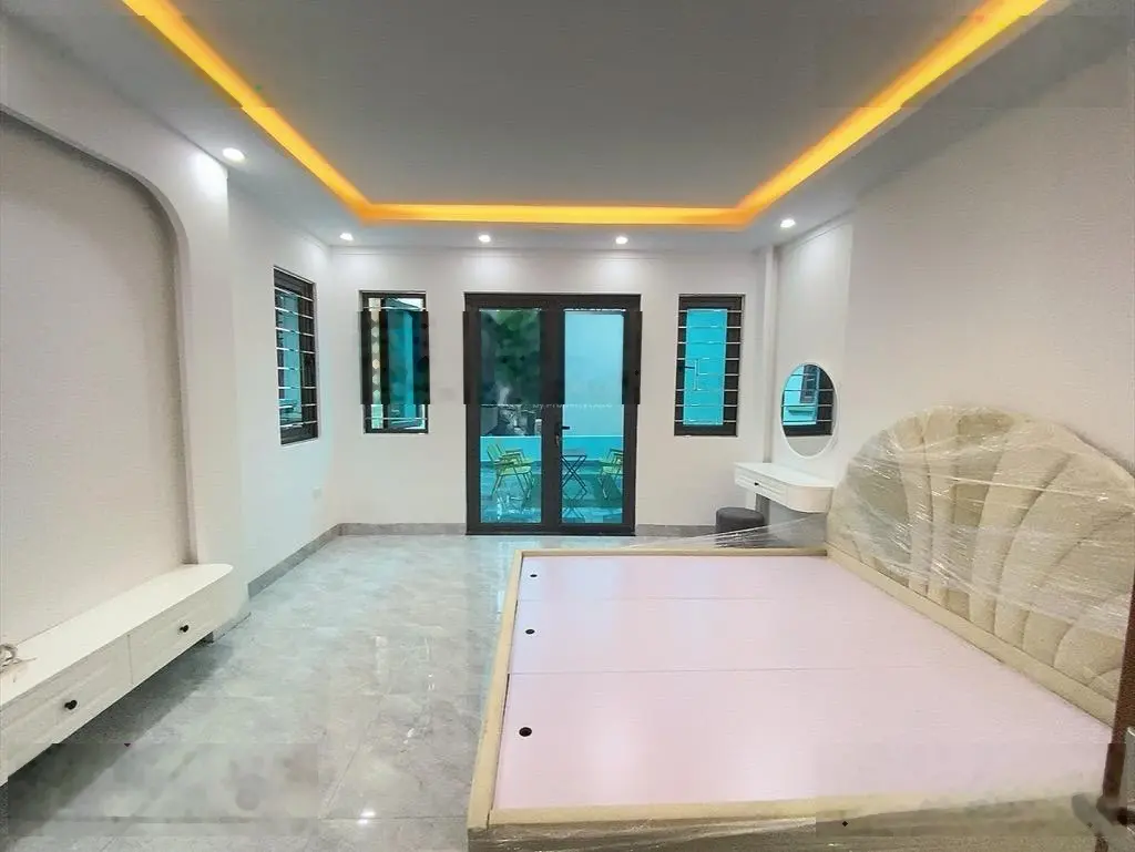 Bán Nhà Lô Góc 5Tầng Ngõ 2 Quang Trung, Hà Đông,DT 51m2, 3 Thoáng, Ô Tô Vào,Thang Máy,Full Nội Thất