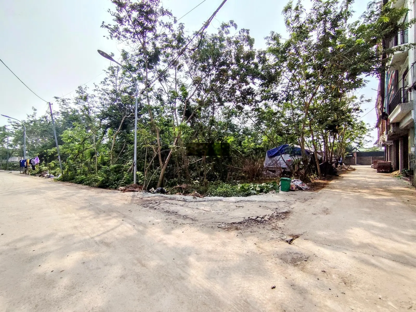 Bán nhà đẹp đường rộng 5m tại hoài đức - giáp đại lộ thăng long. giá cực sốc chưa đến 100tr/m2