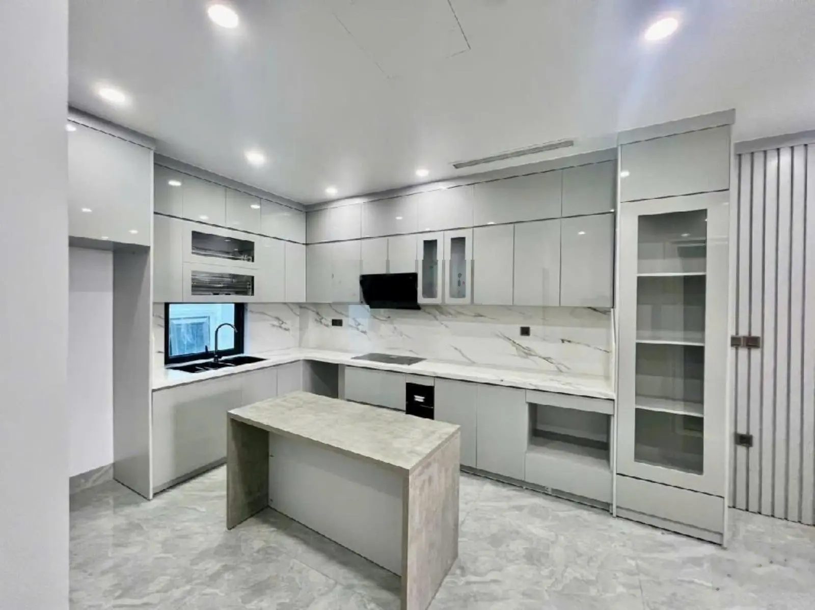 Chính chủ bán nhà Ngọc Thụy khu hiếm nhà bán DT 75m2 MT 5m, đường ô tô tránh, mặt tiền kinh doanh