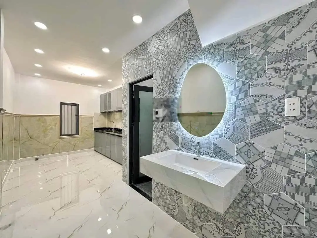 Xoay vốn bán gấp nhà DT: 53m2/3tỷ9. Kỳ Đồng, Phường 3, Quận 3, HXH 5m, sổ riêng gần Coop food