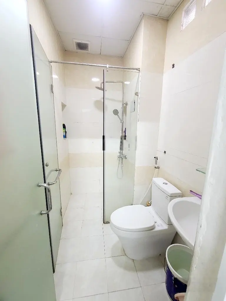 Chỉ 11,x tỷ - 90m2 - 4tầng btct - hẻm 5m xe hơi -tô hiến thành - p.14,q.10