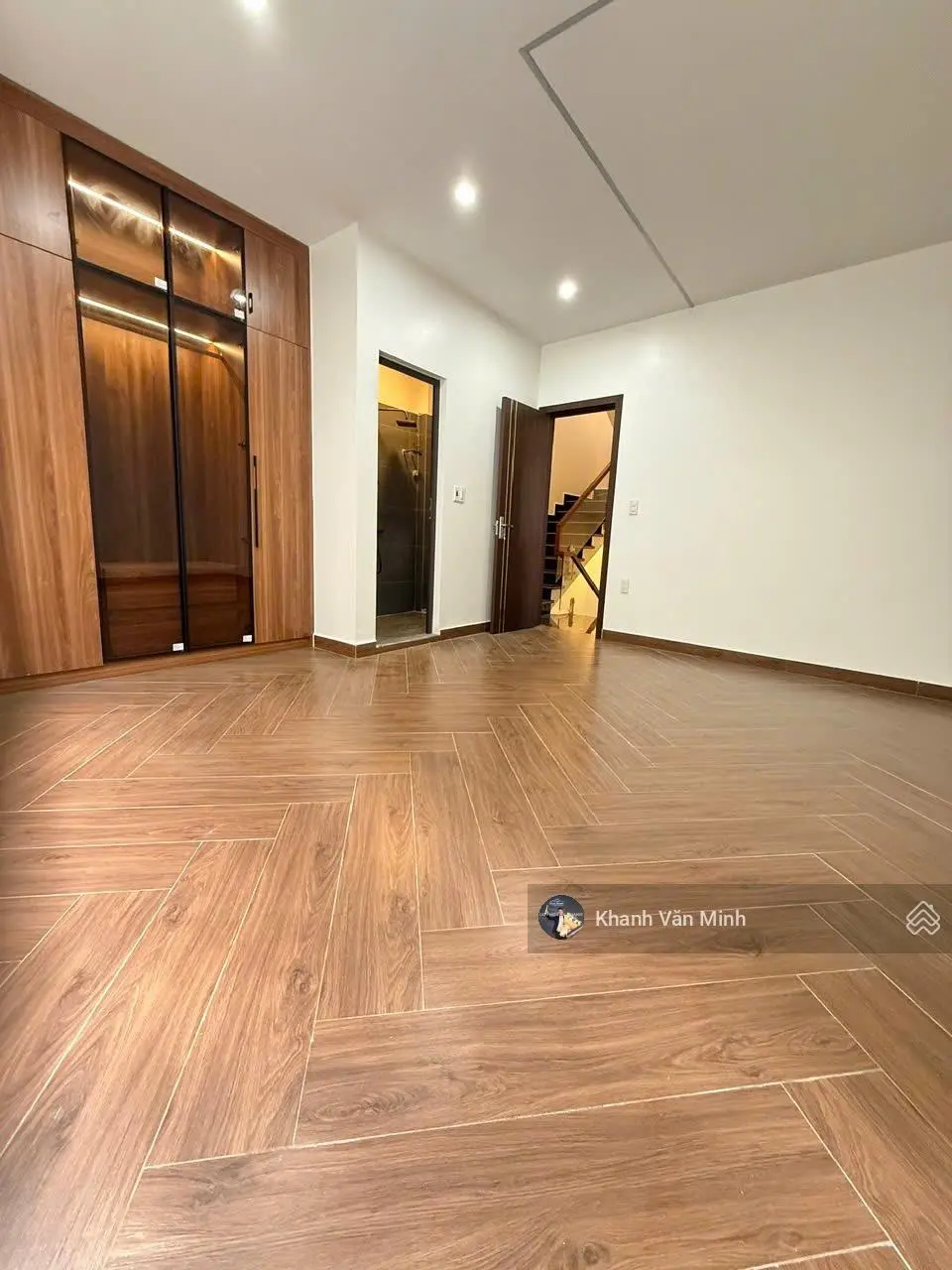 Nhà ngõ nông, ngang rộng. 51m2 x 4 tầng, giá 3 tỷ 560