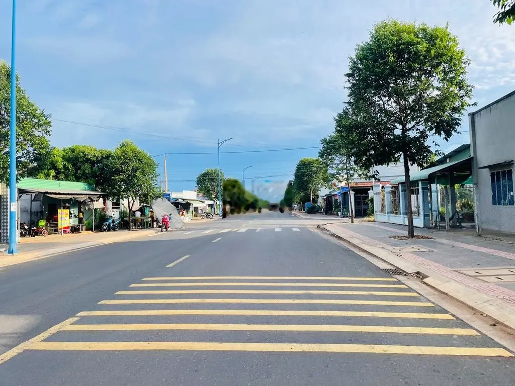 BÁN 1048M2 ĐƯỜNG NHỰA LỚN TRUNG TÂM TT ĐẤT ĐỎ GIÁ 3,3 TỶ TL