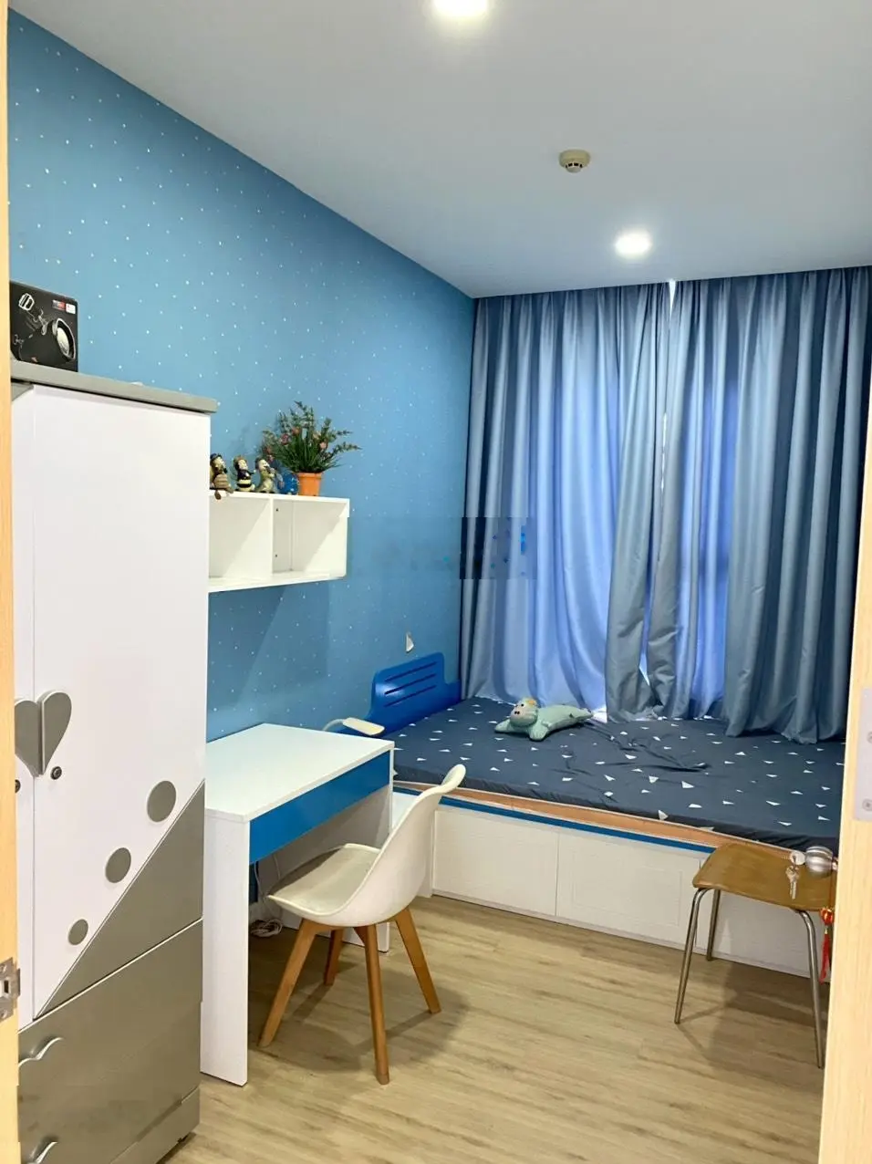 Bán gấp căn hộ 3PN, 2WC An Gia RiverSide giá 4,690 tỷ DT 112m2 lầu cao full toàn bộ NT