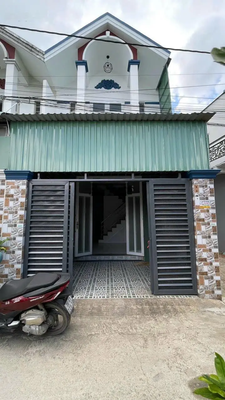 Chủ cần bán gấp căn nhà 40m2/1tỷ1 ở xã Long Thượng, huyện Cần Giuộc, SHR, MT đường rộng rãi