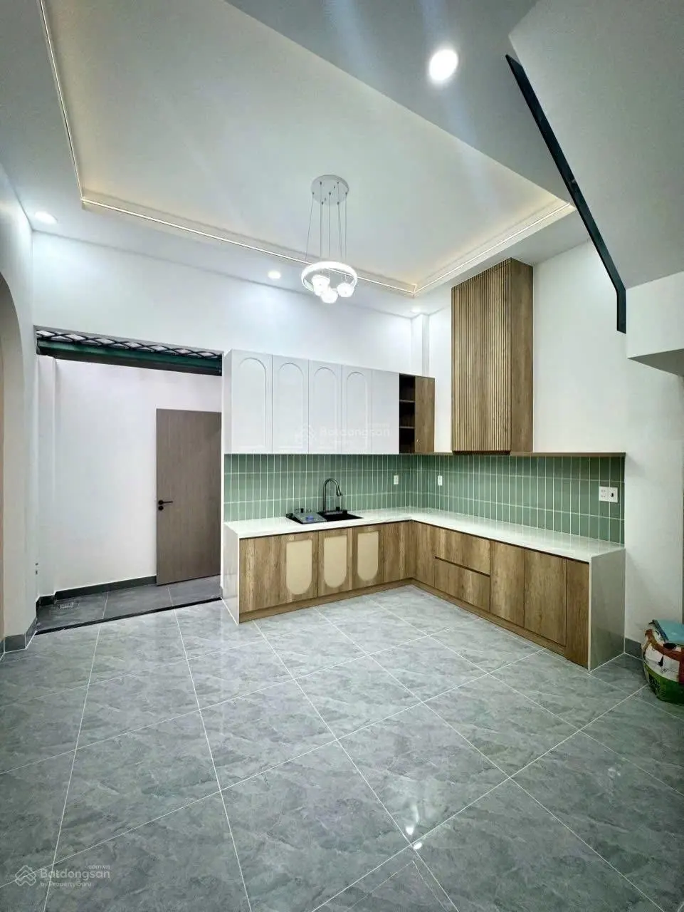 Bán gấp nhà mới 1 trệt 2 lầu mặt tiền hẻm 47 trường lưu - long trường - q9. giá đầu tư 4,99 tỷ