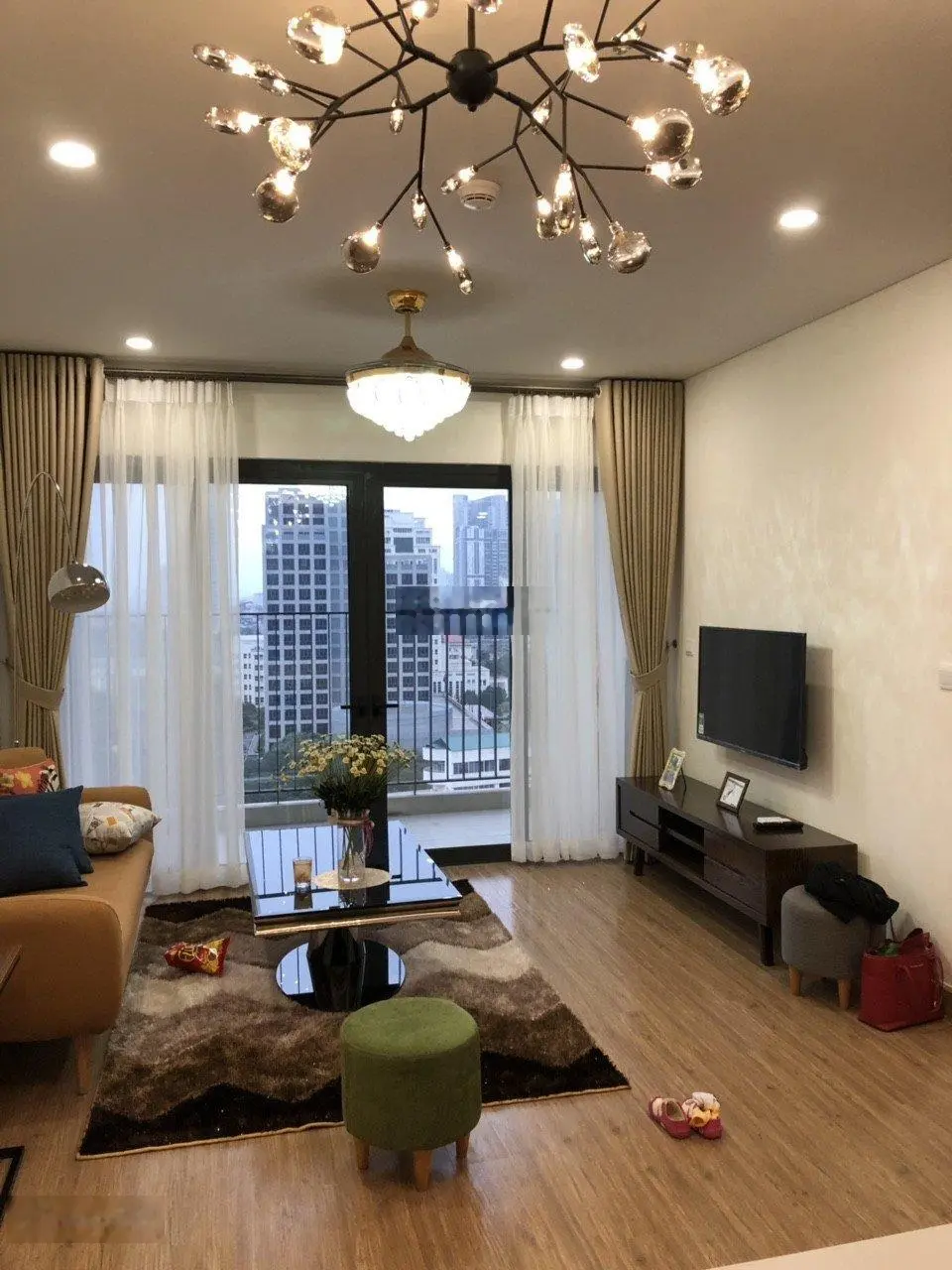 (Giá thật) chính chủ bán căn A04 71.5m2 2PN + tầng trung full NT giá 7 tỷ Sky Park Residence