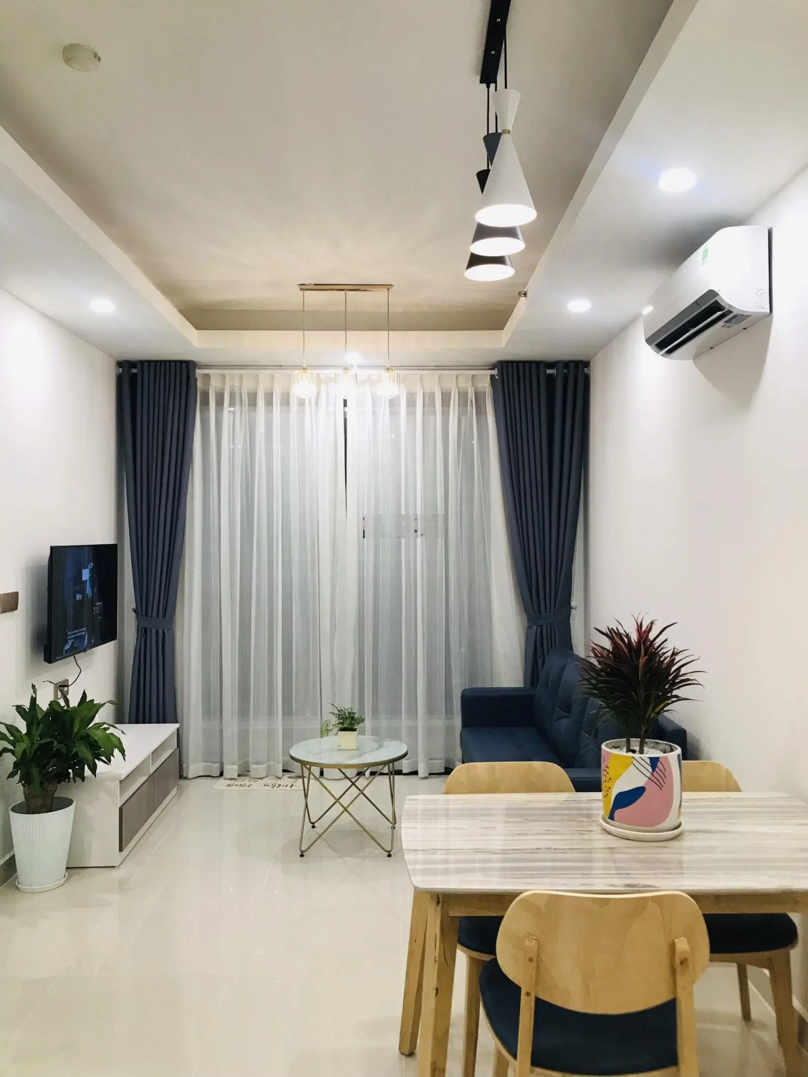 BÁN CH Q7 BOULEVARD 2PN2WC GIÁ 2,4 TỶ. CÓ CHUYÊN VIÊN HỖ TRỢ NHIỆT TÌNH. Call 0706 679 ***