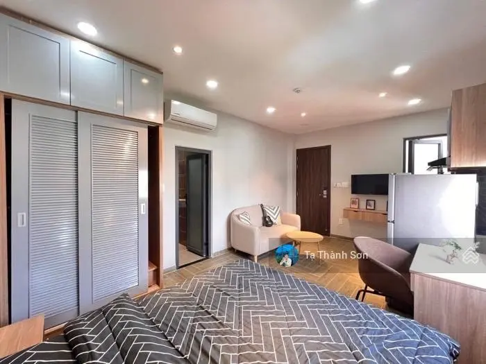 Mặt tiền và 13 phòng cho thuê 50tr/tháng nhà xây mới 4 tầng Lô góc ngay phường Trường Thọ Thủ Đức