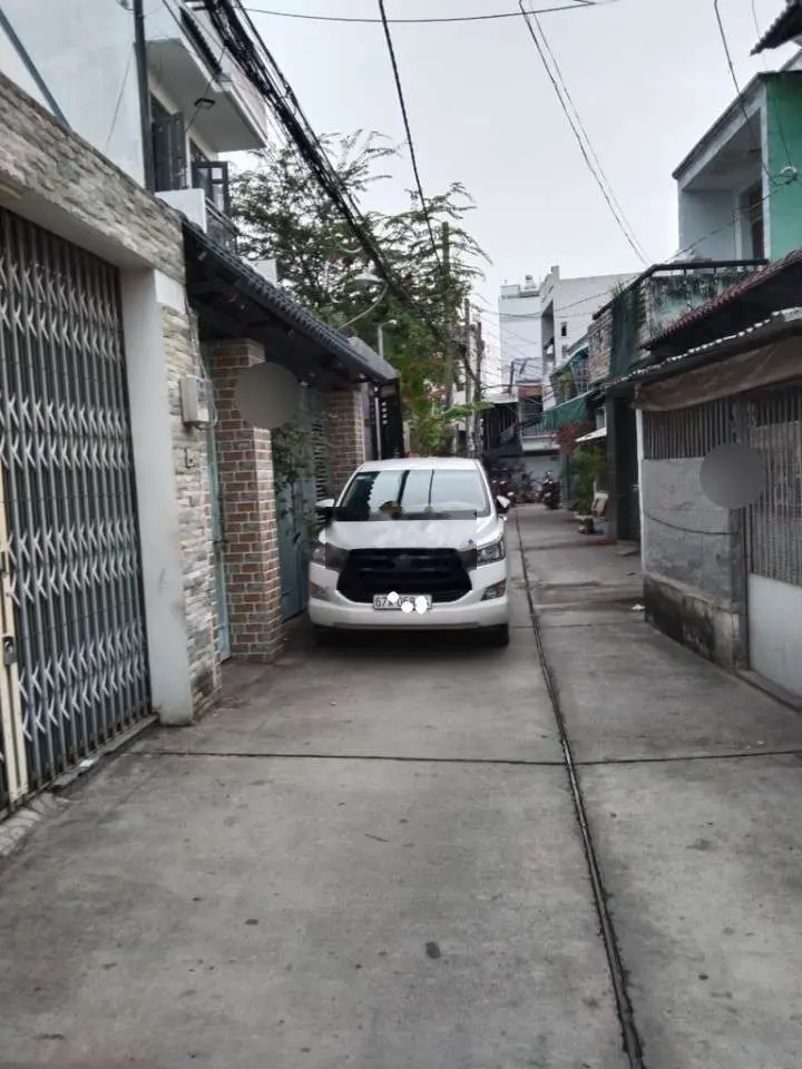 Bán nhà 2 tầng HXH 52m2 Giáp khu Tên Lửa, Aoen Mall Bình Tân hơn 3 tỷ