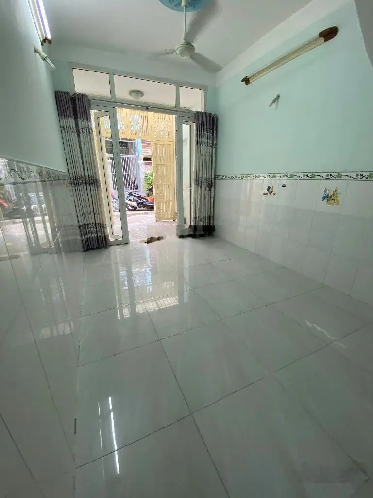 Bán NR 3PN, 2WC tại Phú Thuận, Q7, HCM nhỉnh 2 tỷ, 42m2 hàng hiếm