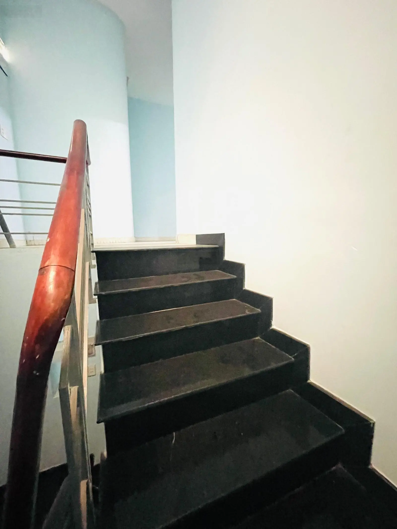 Bán gấp nhà HXH gần Nguyễn Tuyển, Lê Văn Thịnh, BV Quận2, 72m2, 3 tầng, HXH, sổ nở hậu không QH