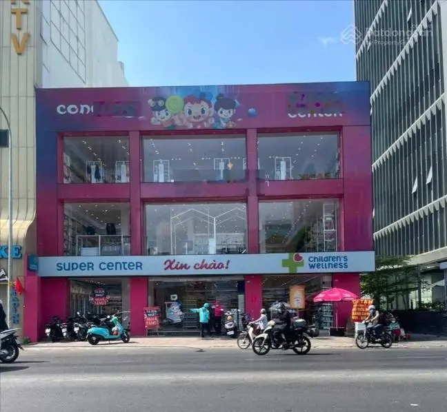 Mặt tiền Phan Đăng Lưu, Quận Bình Thạnh - DT 10x30m, CN 300m2 - 4 tầng - HĐT 250 triệu - giá 70 tỷ