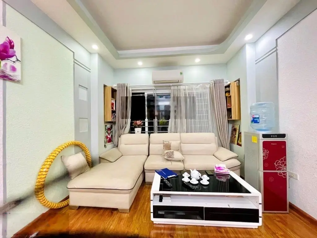 Hiếm - bán nhà phố Kim Đồng - ngõ rộng - nhà đẹp - thang máy - ô tô đỗ cửa - ở cho thuê rất tốt