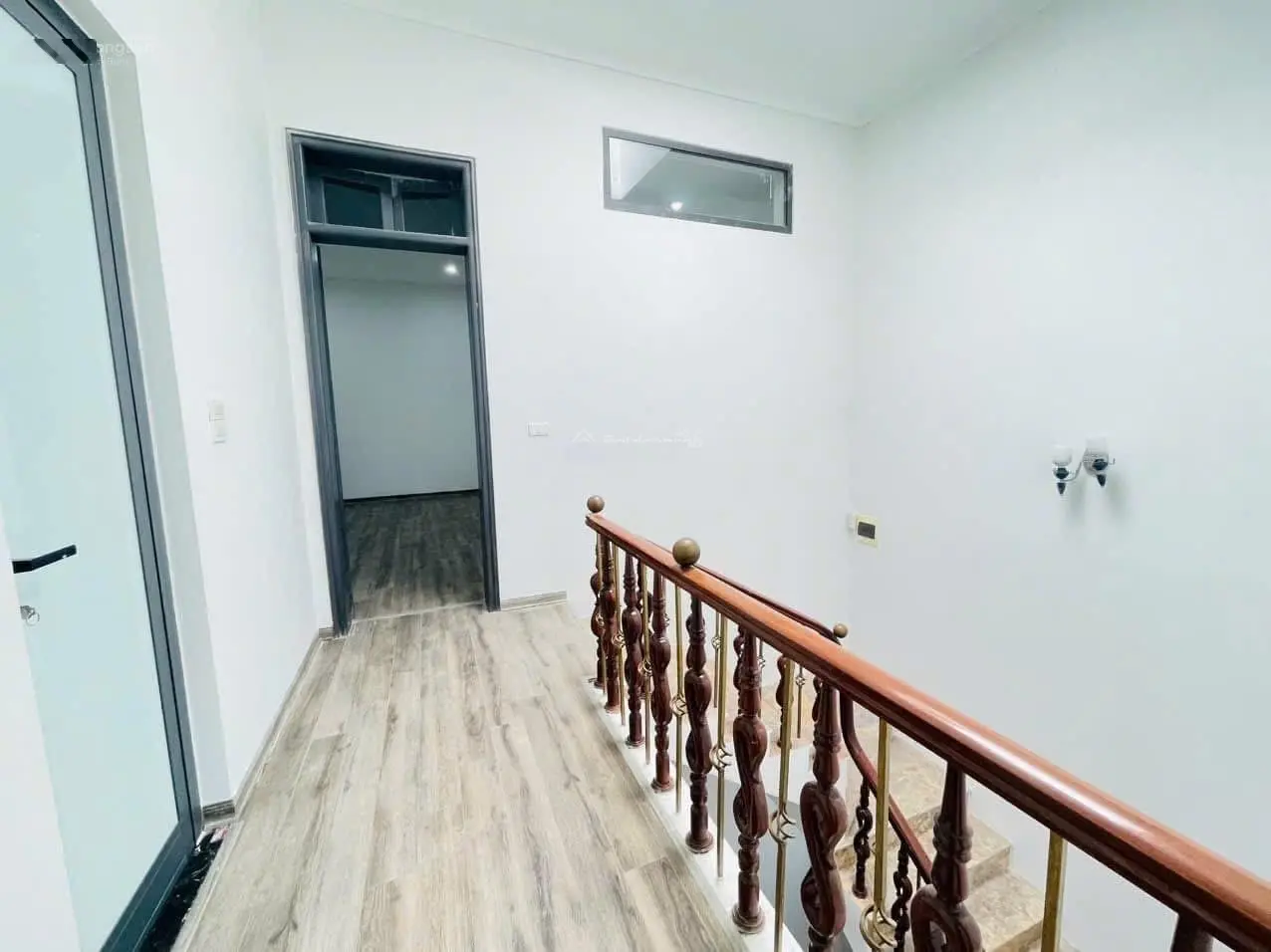 Bát Khối - Long Biên, nhà đẹp ở ngay, đường ô tô tránh, gần trung tâm, tiện ích