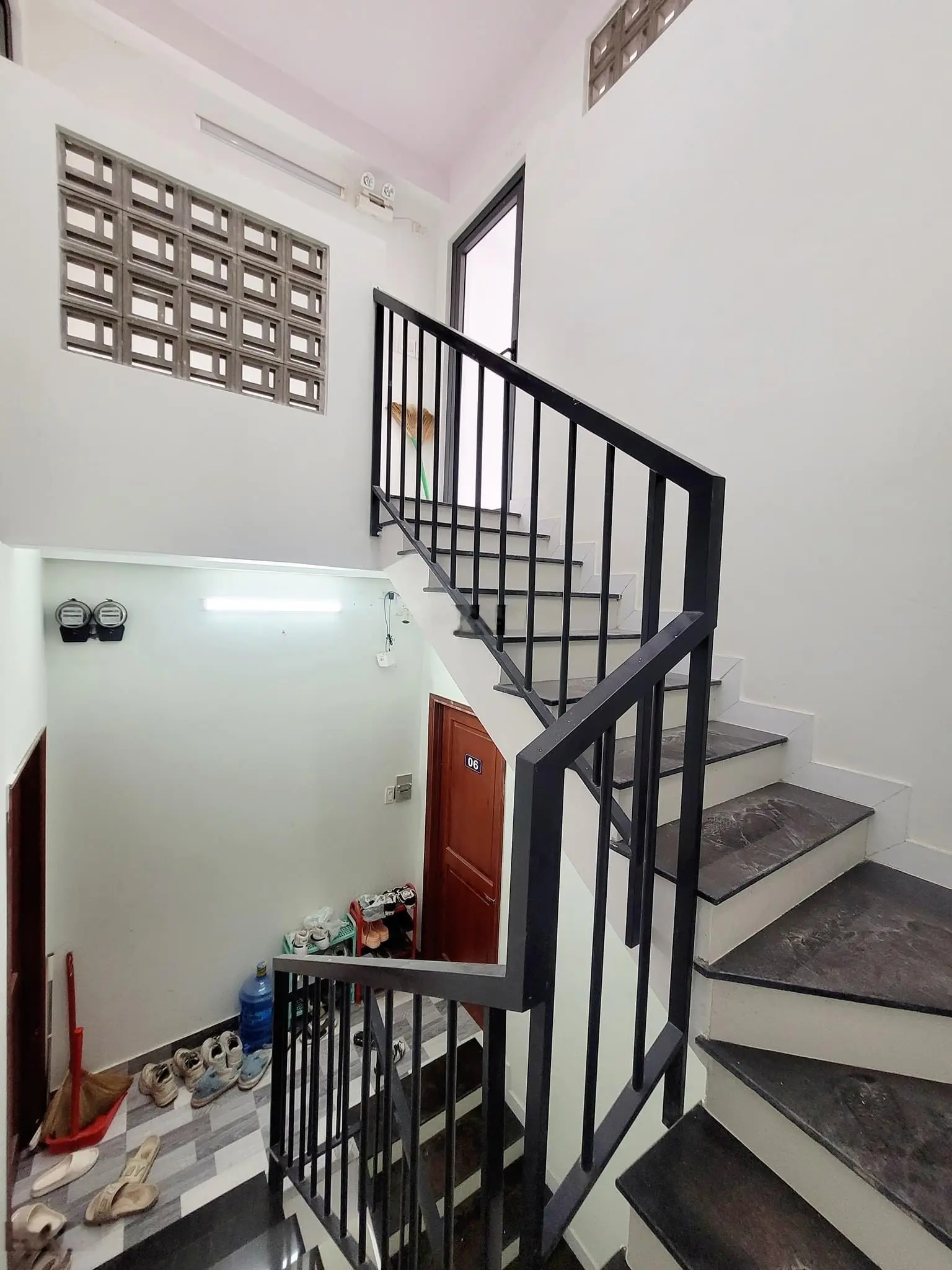 CHDV dòng tiền ổn định 30triệu/tháng 4tầng 7PN 7WC 4x18m Thống Nhất P11 Gò Vấp
