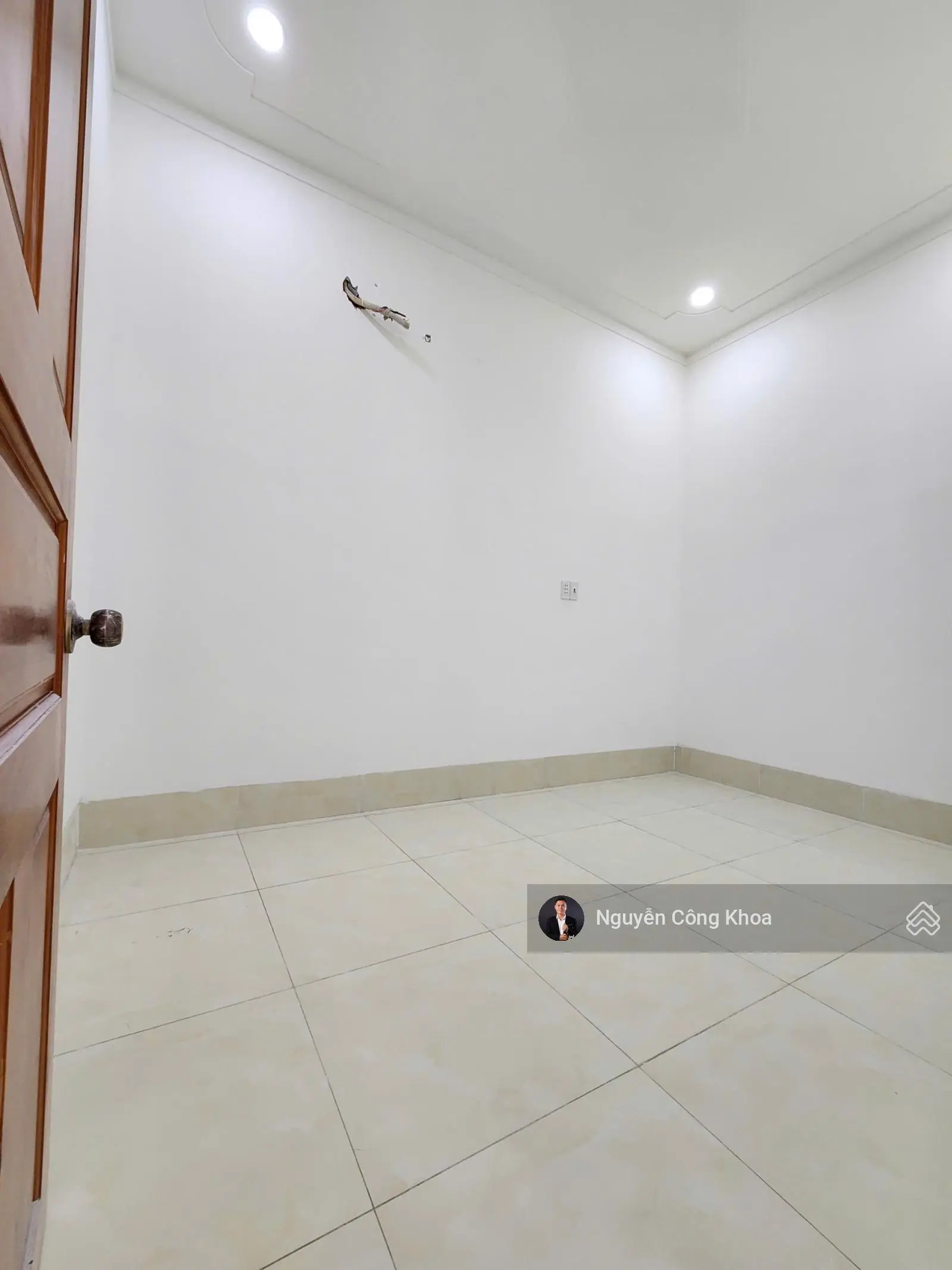 Bán nhà đúc 3 tấm, có không gian rộng để kinh doanh, MT đường rộng 17m P. Bình Chuẩn, Thuận An