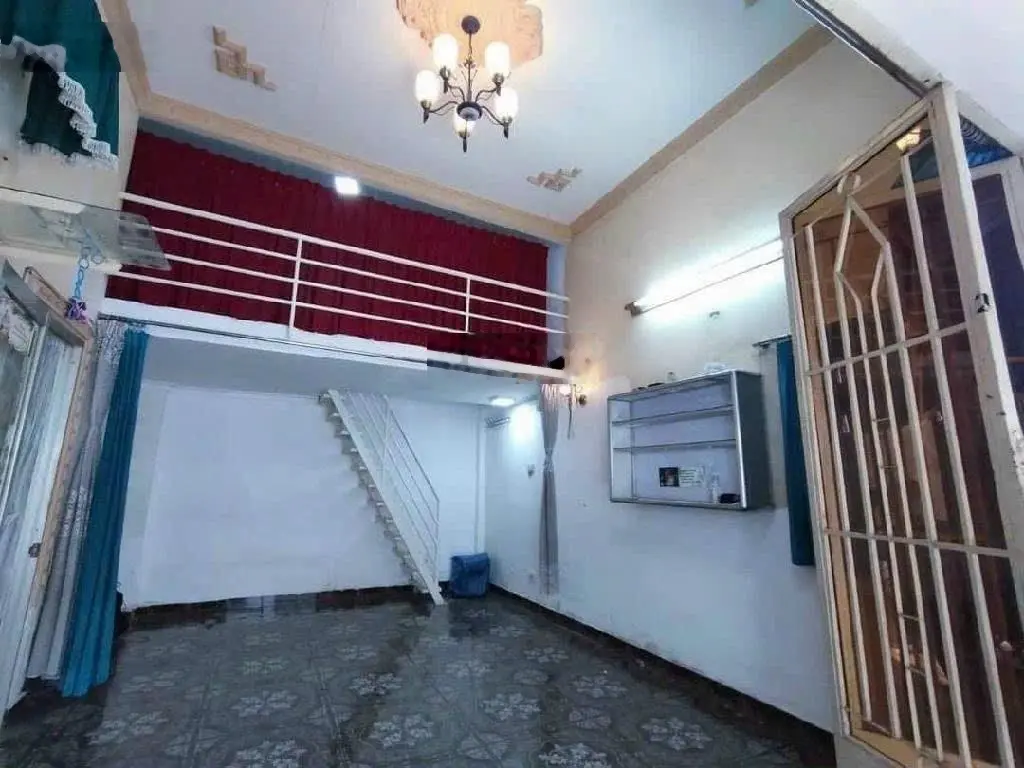 Bán gấp 1 trệt 1 lầu Quốc Lộ 13, Hiệp Bình Phước, Thủ Đức, nhỉnh 3 tỷ, 40m2